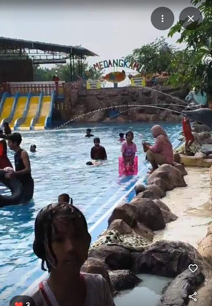 Wisata Medang Kamulyan: Destinasi Kuliner dan Wisata Keluarga dengan Kolam Renang serta Hiburan Seni Tradisional